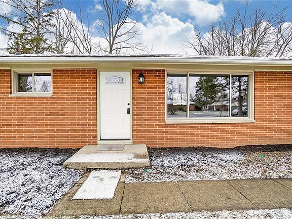 4th image of 3476 Knollwood Dr