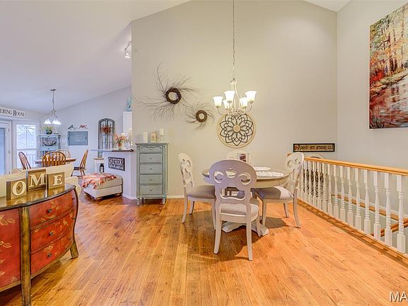 5th image of 2153 McGregor Cir
