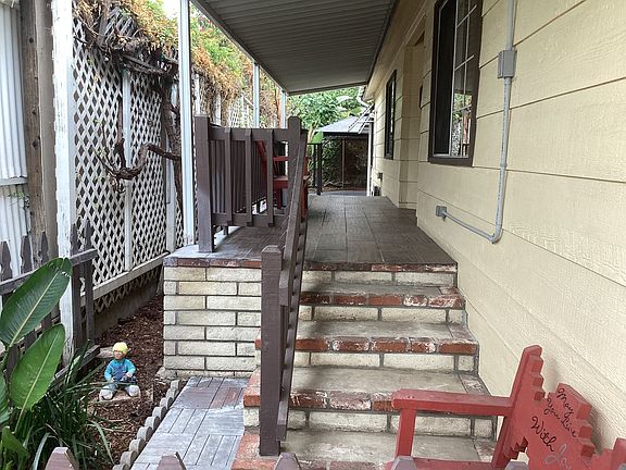 3rd image of 1001 W Lambert Rd Space 4