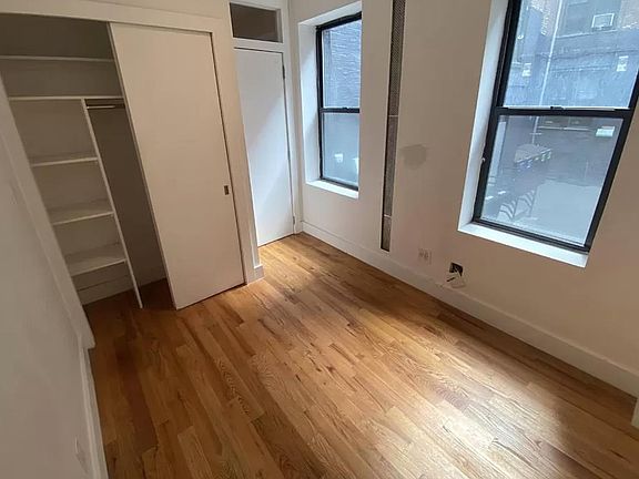 5th image of 304 10th St #1