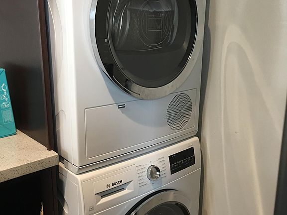 4th image of 3317 Farnsworth Ave