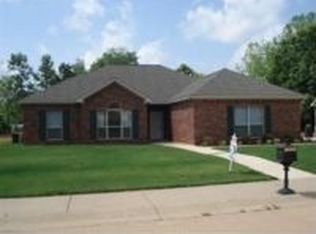 124 Mapleleaf Cir, Hot Springs, AR 71901