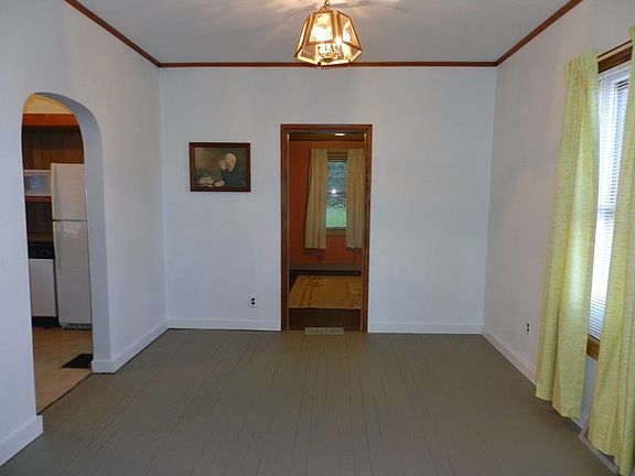 5th image of 610 7th St