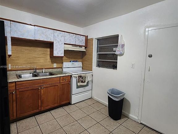 4th image of 11707 SW 221st St #11707