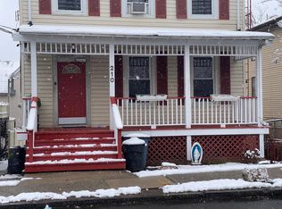 210 Fingerboard Rd APT 1, Staten Island, NY 10305