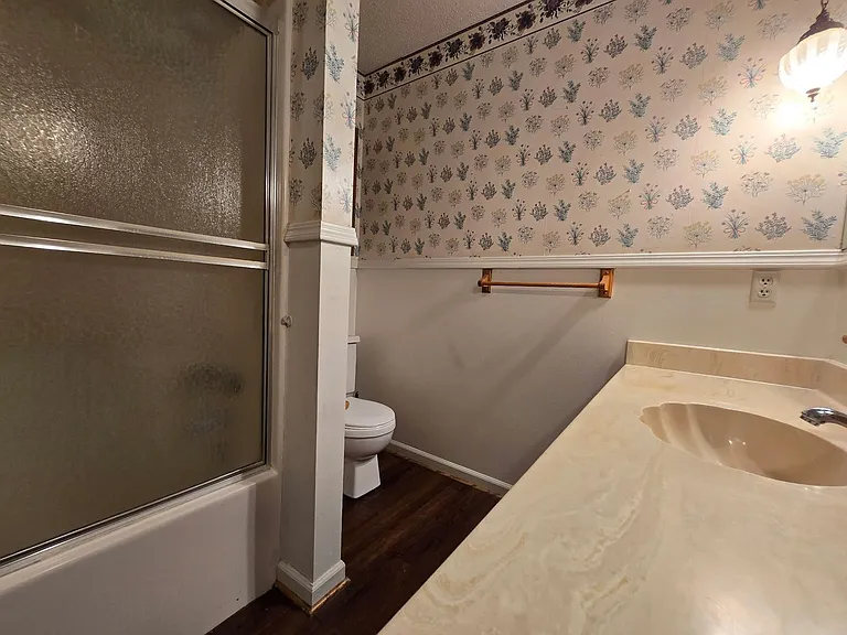14 Devon Ln — Photo 7