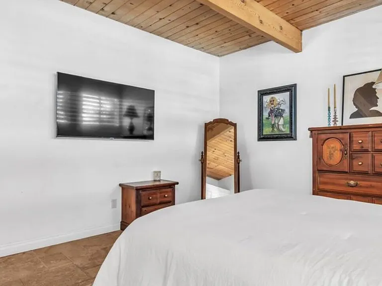 817 N Via Monte Vis — Photo 9