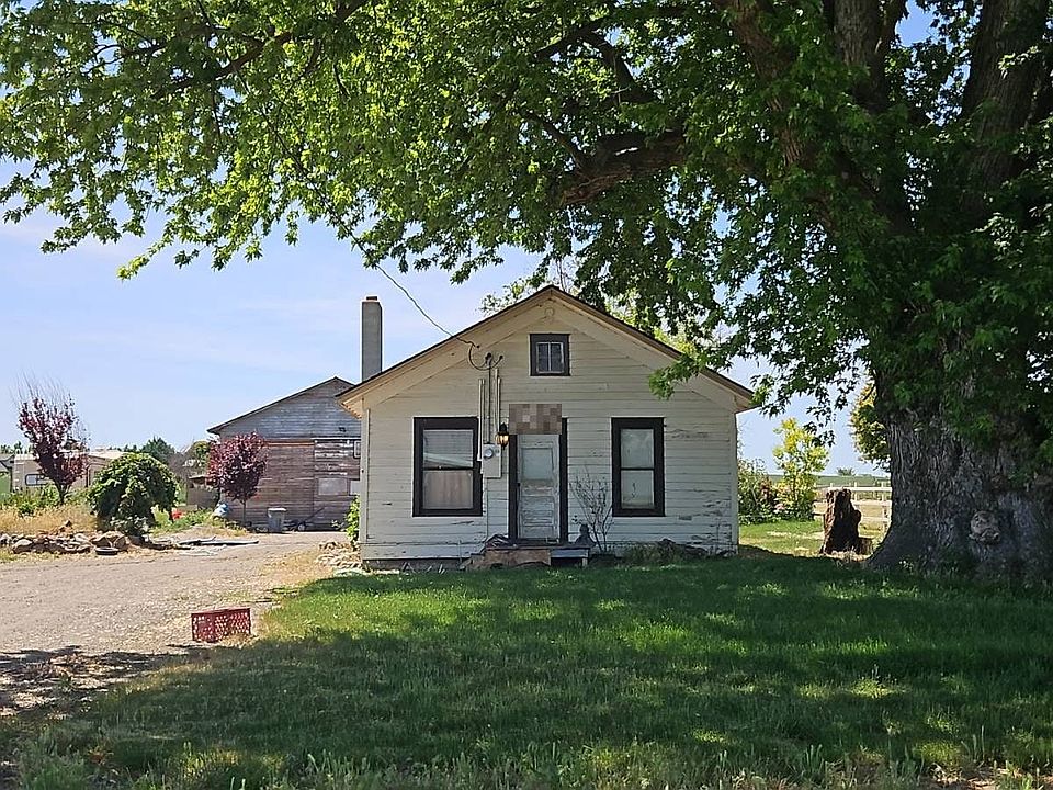 1st image of 1687 NW 2nd Ave