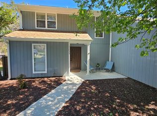 11433 Kingfisher Dr, Charlotte, NC 28226