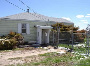 411 Persons Rd, Cheyenne, WY 82007