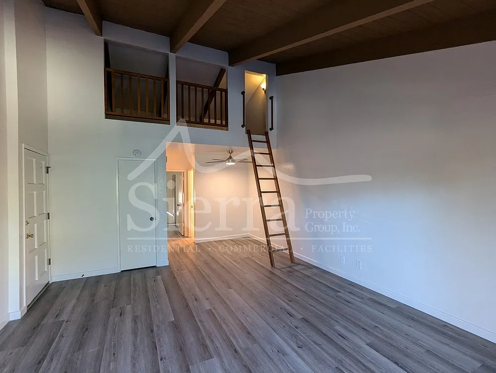 1 bed, $3,200 — Photo 1