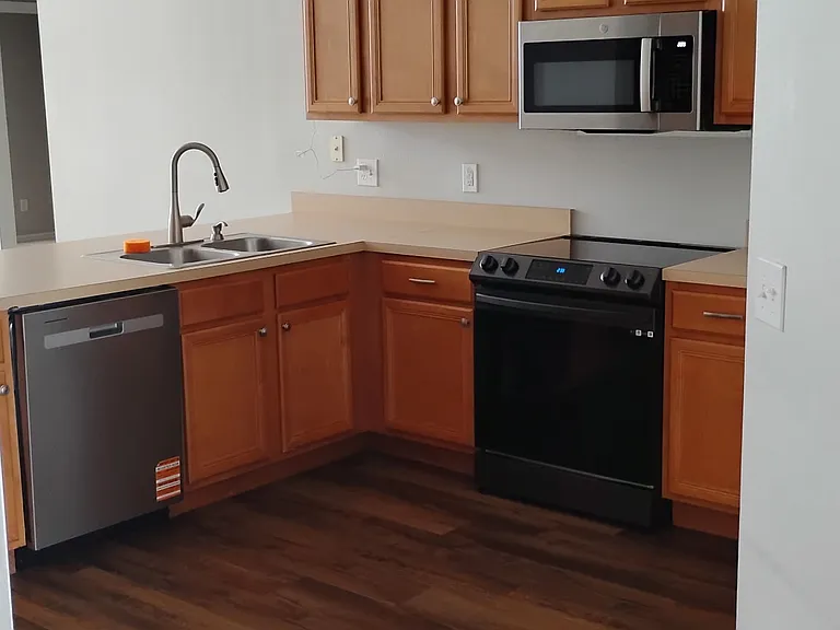 1020 Solana Cir — Photo 14