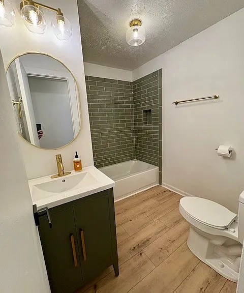 1004 Central Ave #1 — Photo 2