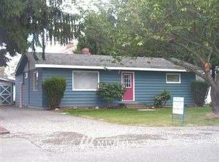 128 Cleveland St, Sumas, WA 98295