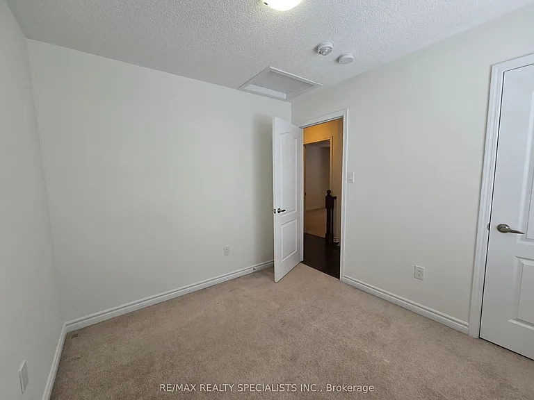 261 Casson Point — Photo 23