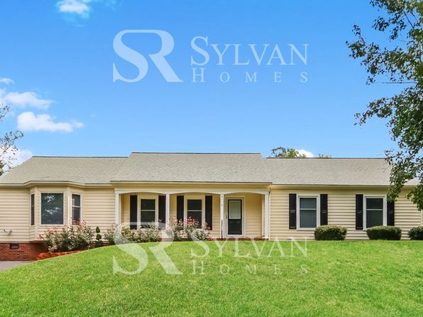 2116 Helen Dr