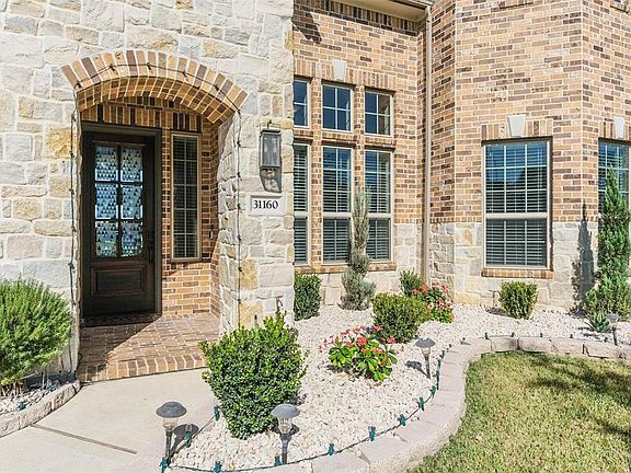 4th image of 31160 Pecan Creek Dr