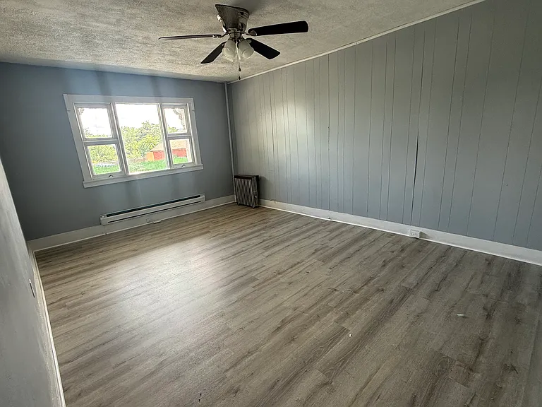 433 N 9th Ave #1 — Photo 3