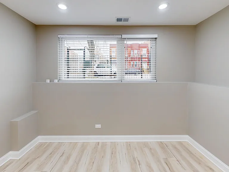3822 W Huron St #1 — Photo 8