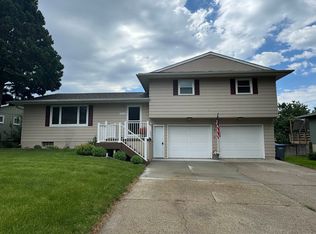 2609 Crestview Rd, Norfolk, NE 68701