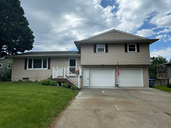 2609 Crestview Rd, Norfolk, NE 68701