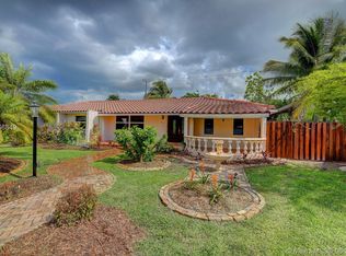 9920 SW 108th St, Miami, FL 33176