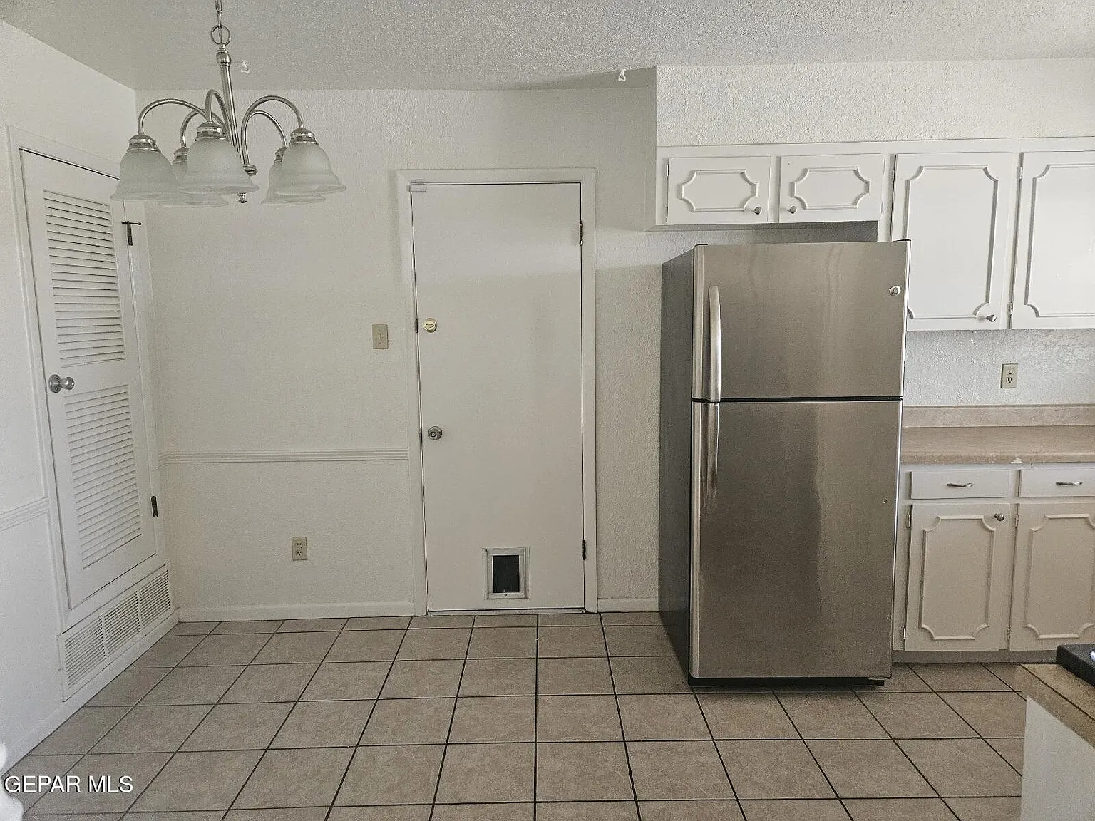 2 bed, 2.0 bath, 1100 sqft, $1,200 — Photo 4