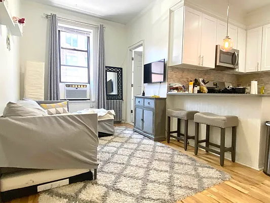 Rented by Corcoran | media 15