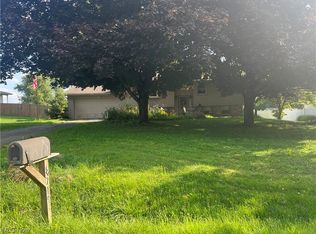 50719 Stagecoach Rd, East Liverpool, OH 43920