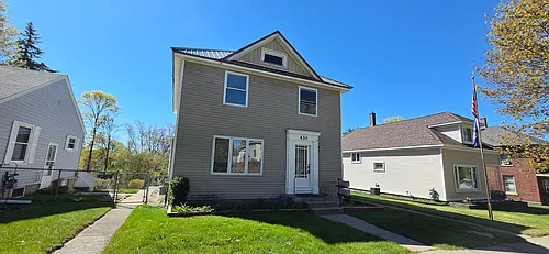 430 E Bremer St #2 Photo 1
