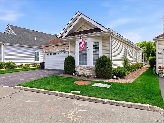 2nd image of 581 Leisure Drive