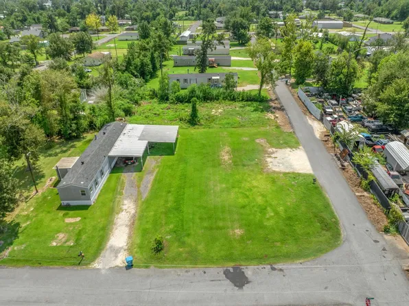 2518 Donnelly Rd, Westlake, LA 70669