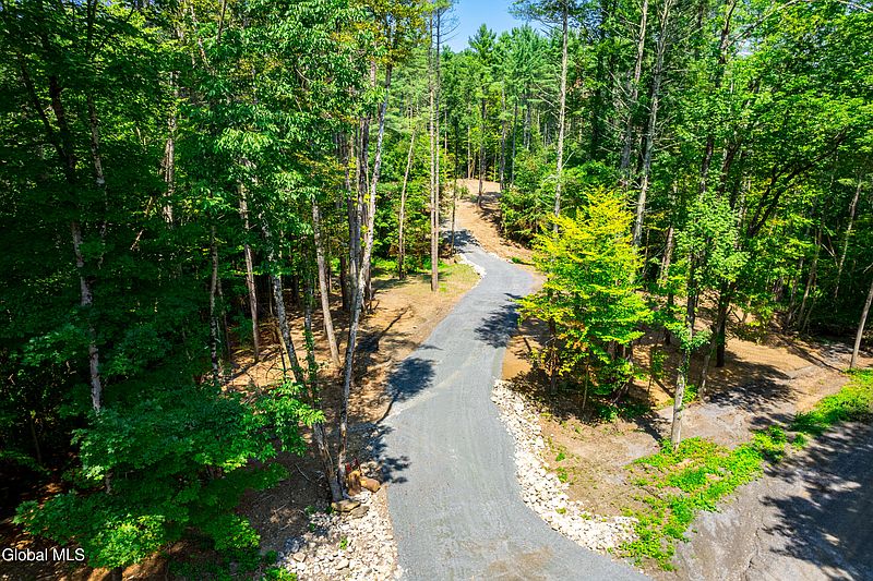 4th image of 112 Kilmer Road