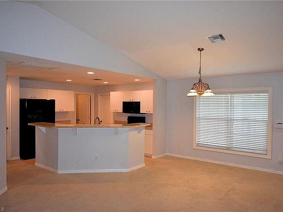 5th image of 4008 NE 9th Ave