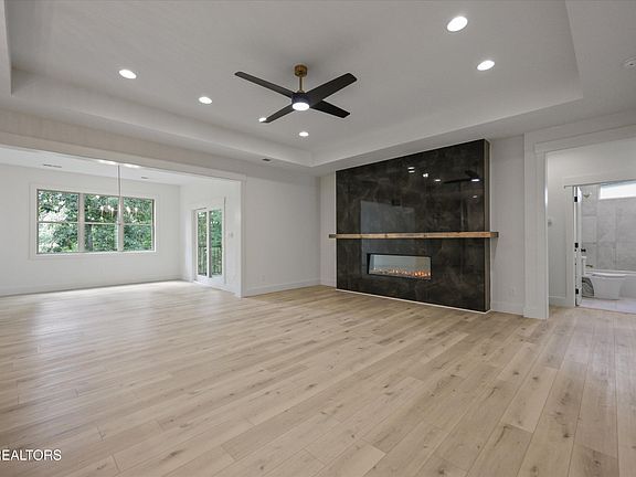 4th image of 239 Ootsima Way