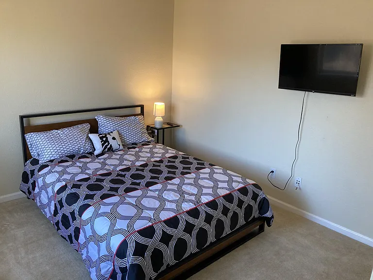 2nd floor bedroom 2