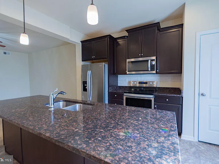 132 Oflannery Ct — Photo 24