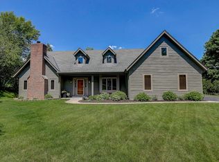 W276N2660 Lily Ct W, Pewaukee, WI 53072