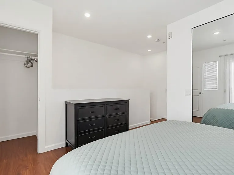 630 8th Ave #2 — Photo 7