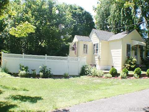 2nd image of 42 Balaton Ave