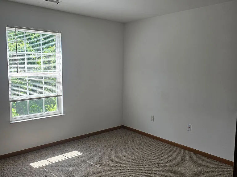 70 Arbor Glen Ct — Photo 10