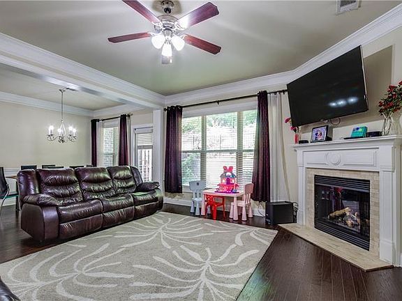 5th image of 13374 Canary Ln