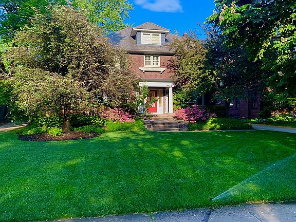 4th image of 2361 Tudor Dr