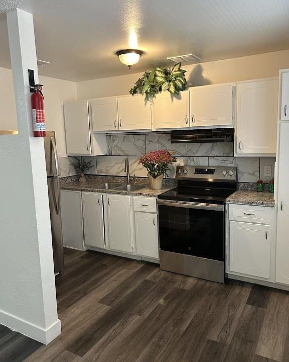 1st image of 2904 Marlin Ave #C