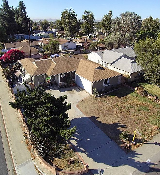 1st image of 705 W Flora St