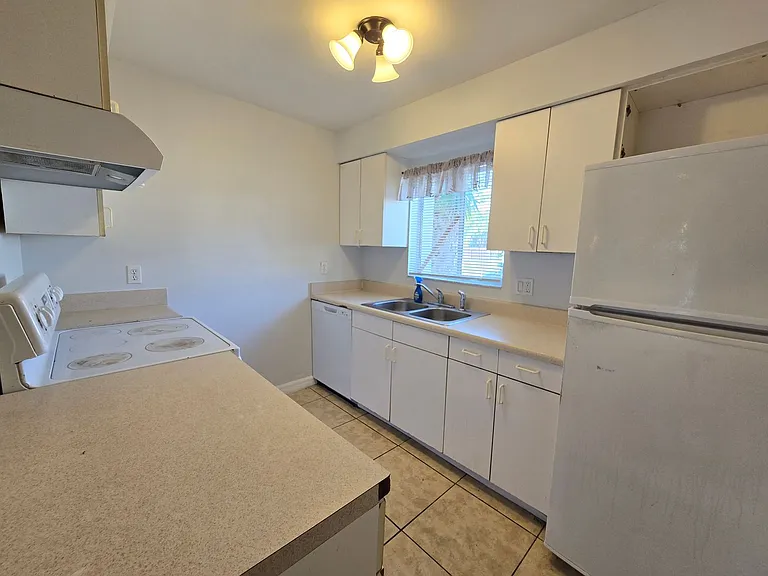 2740 Hidden Lake Blvd #A — Photo 6
