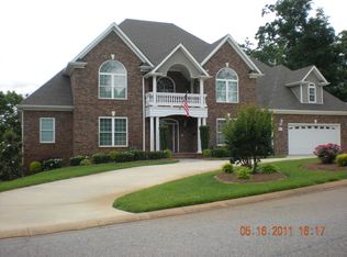238 N Lake Emory Dr, Inman, SC 29349