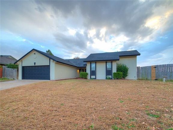 3rd image of 10428 Charwood Ct