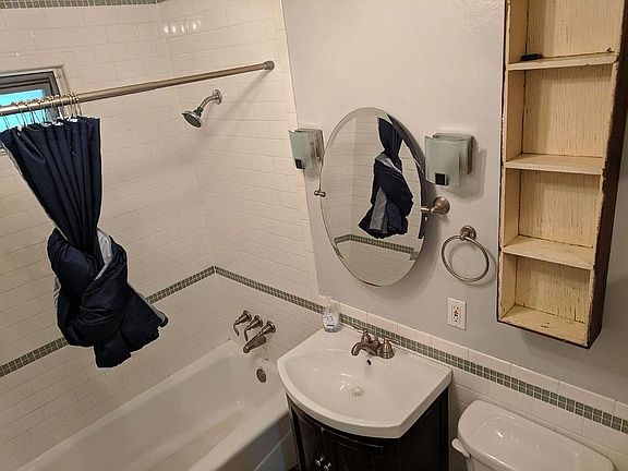 2nd image of 1922 211th Pl SW