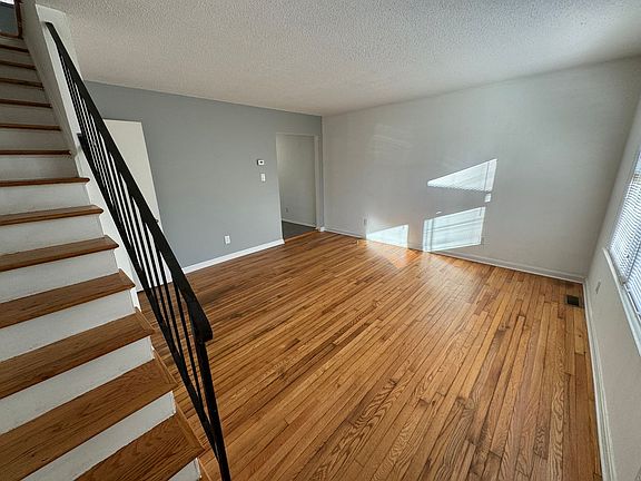 5th image of 3821 Lupton Cir #3818